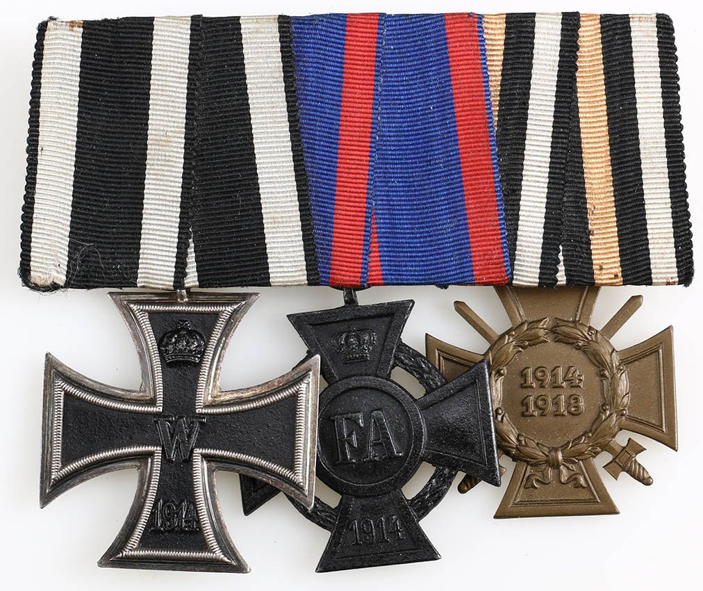 Ek2 + FA cross + Hindenburg medal bar - German WW1-2 Awards ...