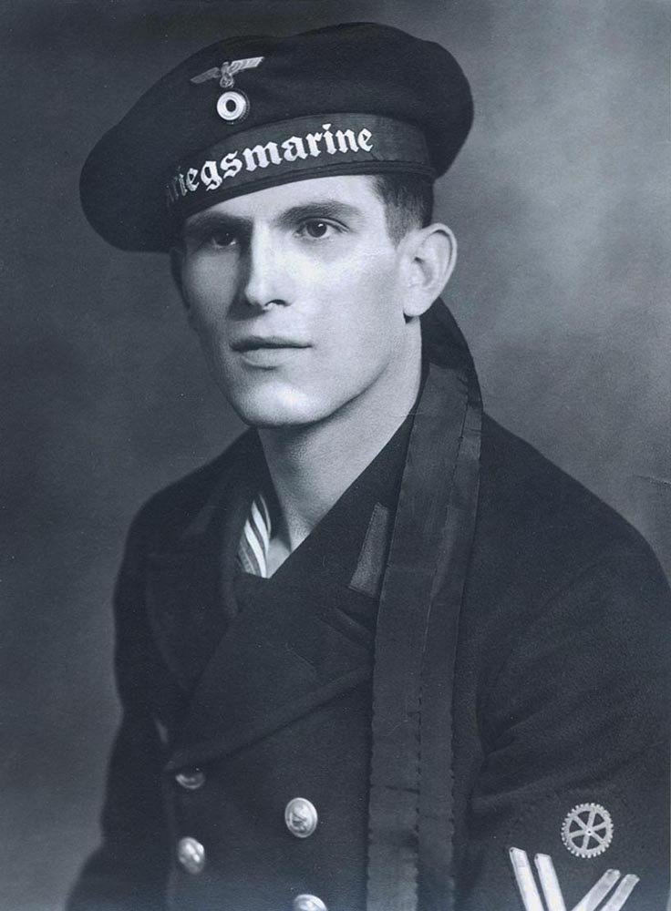 Kriegsmarine Sailor Studio photo 24x18 cm - Studio / Portrait Photos